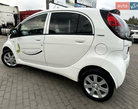 Белый Пежо иOн, объемом двигателя 0 л и пробегом 74 тыс. км за 4899 $, фото 11 на Automoto.ua