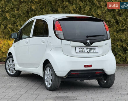 Белый Пежо иOн, объемом двигателя 0 л и пробегом 55 тыс. км за 6500 $, фото 13 на Automoto.ua