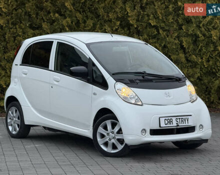 Белый Пежо иOн, объемом двигателя 0 л и пробегом 55 тыс. км за 6500 $, фото 9 на Automoto.ua