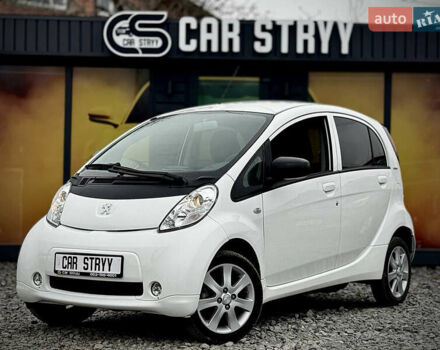 Белый Пежо иOн, объемом двигателя 0 л и пробегом 52 тыс. км за 6900 $, фото 6 на Automoto.ua