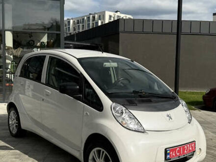 Білий Пежо iOн, об'ємом двигуна 0 л та пробігом 90 тис. км за 3999 $, фото 1 на Automoto.ua