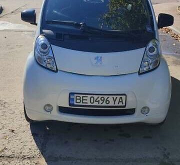 Белый Пежо иOн, объемом двигателя 0 л и пробегом 94 тыс. км за 4900 $, фото 1 на Automoto.ua