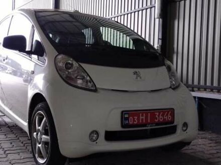 Белый Пежо иOн, объемом двигателя 0 л и пробегом 93 тыс. км за 4600 $, фото 1 на Automoto.ua