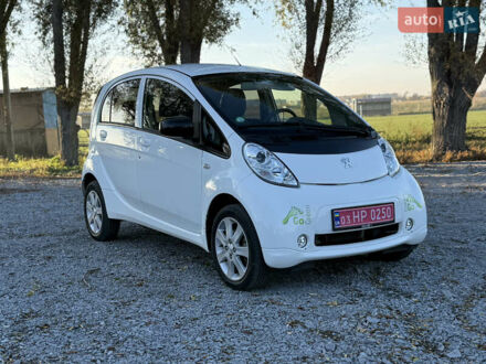 Белый Пежо иOн, объемом двигателя 0 л и пробегом 30 тыс. км за 6800 $, фото 1 на Automoto.ua