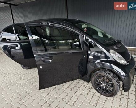 Черный Пежо иOн, объемом двигателя 0 л и пробегом 88 тыс. км за 4240 $, фото 7 на Automoto.ua