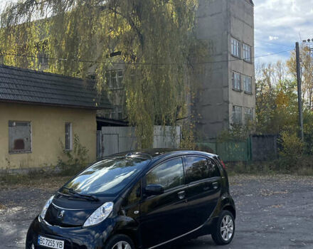 Черный Пежо иOн, объемом двигателя 0 л и пробегом 121 тыс. км за 4500 $, фото 1 на Automoto.ua