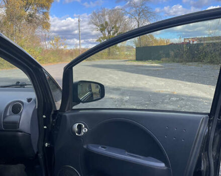 Черный Пежо иOн, объемом двигателя 0 л и пробегом 121 тыс. км за 4500 $, фото 12 на Automoto.ua