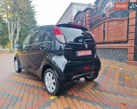 Черный Пежо иOн, объемом двигателя 0 л и пробегом 112 тыс. км за 3999 $, фото 10 на Automoto.ua