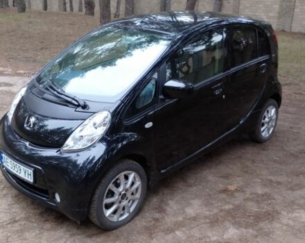 Чорний Пежо iOн, об'ємом двигуна 0 л та пробігом 80 тис. км за 5300 $, фото 1 на Automoto.ua