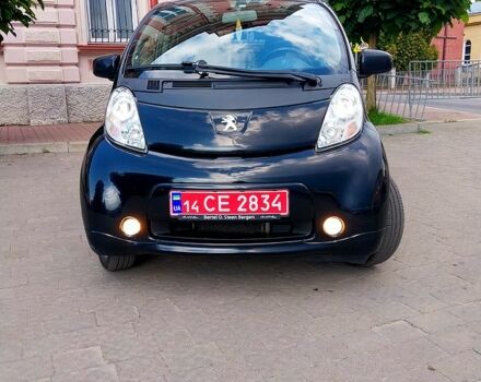 Черный Пежо иOн, объемом двигателя 47 л и пробегом 137 тыс. км за 4700 $, фото 6 на Automoto.ua