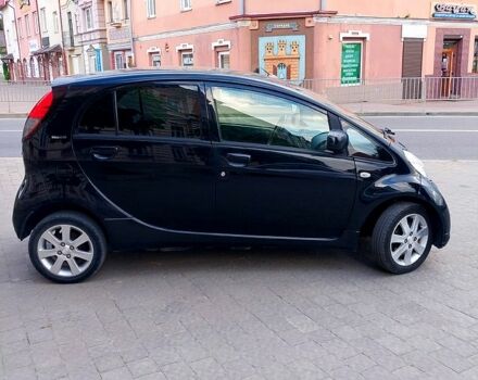 Черный Пежо иOн, объемом двигателя 47 л и пробегом 137 тыс. км за 4700 $, фото 2 на Automoto.ua