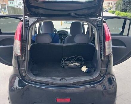 Черный Пежо иOн, объемом двигателя 0 л и пробегом 137 тыс. км за 4700 $, фото 26 на Automoto.ua