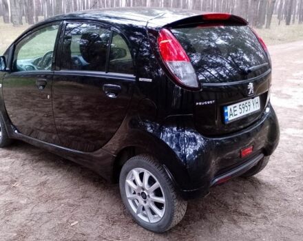 Чорний Пежо iOн, об'ємом двигуна 0 л та пробігом 80 тис. км за 5300 $, фото 4 на Automoto.ua