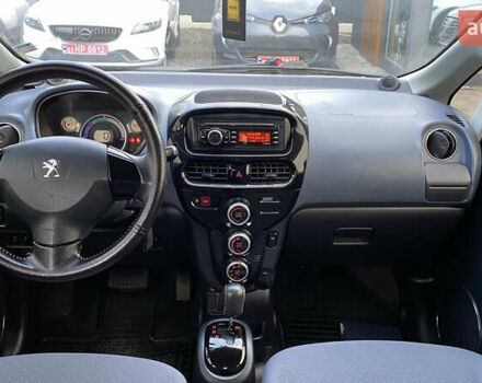 Черный Пежо иOн, объемом двигателя 0 л и пробегом 109 тыс. км за 4599 $, фото 15 на Automoto.ua