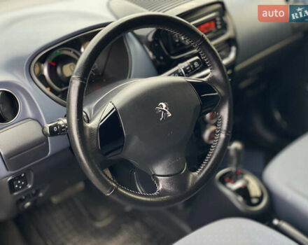Черный Пежо иOн, объемом двигателя 0 л и пробегом 109 тыс. км за 4599 $, фото 43 на Automoto.ua