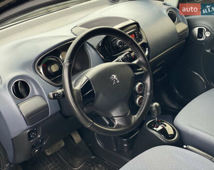 Черный Пежо иOн, объемом двигателя 0 л и пробегом 109 тыс. км за 4599 $, фото 29 на Automoto.ua