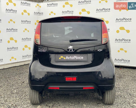 Черный Пежо иOн, объемом двигателя 0 л и пробегом 109 тыс. км за 4599 $, фото 4 на Automoto.ua