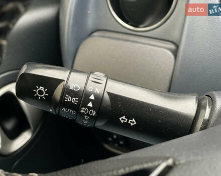 Черный Пежо иOн, объемом двигателя 0 л и пробегом 109 тыс. км за 4599 $, фото 14 на Automoto.ua