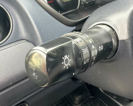 Черный Пежо иOн, объемом двигателя 0 л и пробегом 107 тыс. км за 4500 $, фото 7 на Automoto.ua