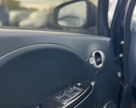 Черный Пежо иOн, объемом двигателя 0 л и пробегом 107 тыс. км за 4500 $, фото 5 на Automoto.ua