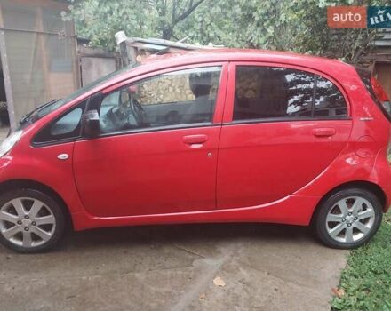 Красный Пежо иOн, объемом двигателя 0 л и пробегом 92 тыс. км за 4900 $, фото 2 на Automoto.ua