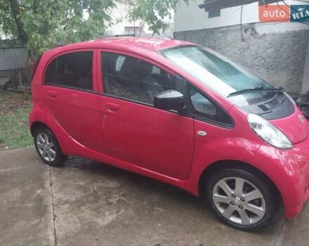 Красный Пежо иOн, объемом двигателя 0 л и пробегом 92 тыс. км за 4900 $, фото 4 на Automoto.ua