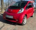 Красный Пежо иOн, объемом двигателя 0 л и пробегом 102 тыс. км за 4990 $, фото 1 на Automoto.ua