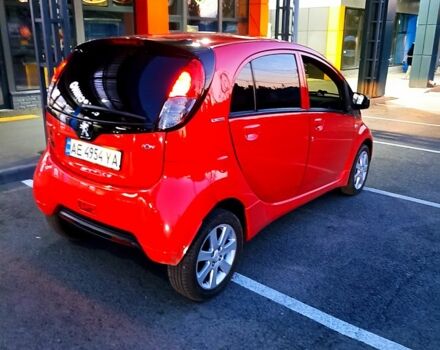 Червоний Пежо iOн, об'ємом двигуна 0 л та пробігом 128 тис. км за 5200 $, фото 9 на Automoto.ua