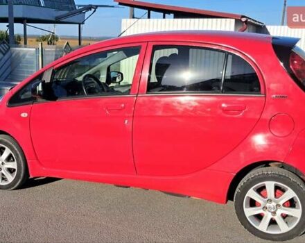 Красный Пежо иOн, объемом двигателя 0 л и пробегом 135 тыс. км за 4300 $, фото 1 на Automoto.ua