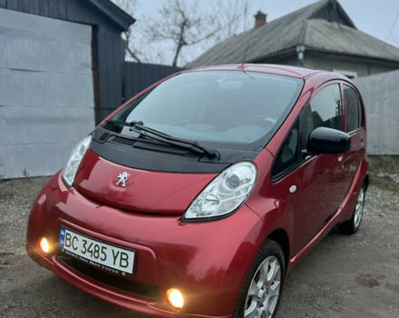 Красный Пежо иOн, объемом двигателя 0 л и пробегом 43 тыс. км за 4950 $, фото 7 на Automoto.ua