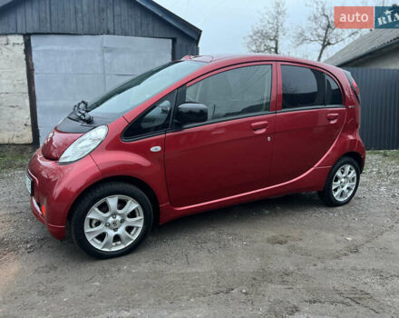 Красный Пежо иOн, объемом двигателя 0 л и пробегом 43 тыс. км за 4950 $, фото 1 на Automoto.ua