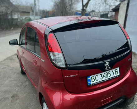 Красный Пежо иOн, объемом двигателя 0 л и пробегом 43 тыс. км за 4950 $, фото 4 на Automoto.ua