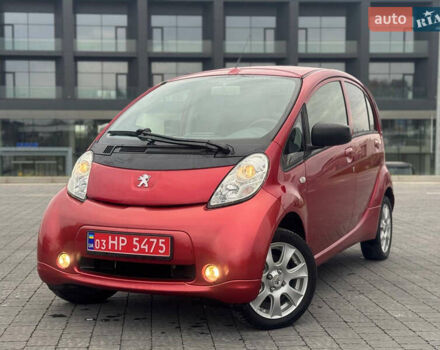 Красный Пежо иOн, объемом двигателя 0 л и пробегом 144 тыс. км за 3990 $, фото 1 на Automoto.ua