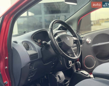 Красный Пежо иOн, объемом двигателя 0 л и пробегом 144 тыс. км за 3990 $, фото 32 на Automoto.ua