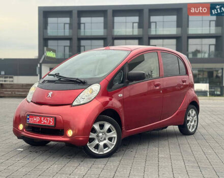 Красный Пежо иOн, объемом двигателя 0 л и пробегом 144 тыс. км за 3990 $, фото 13 на Automoto.ua