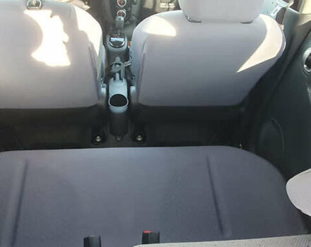 Красный Пежо иOн, объемом двигателя 0 л и пробегом 50 тыс. км за 5500 $, фото 21 на Automoto.ua