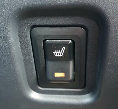 Красный Пежо иOн, объемом двигателя 0 л и пробегом 50 тыс. км за 5500 $, фото 17 на Automoto.ua