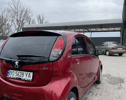 Червоний Пежо iOн, об'ємом двигуна 0 л та пробігом 35 тис. км за 8000 $, фото 7 на Automoto.ua