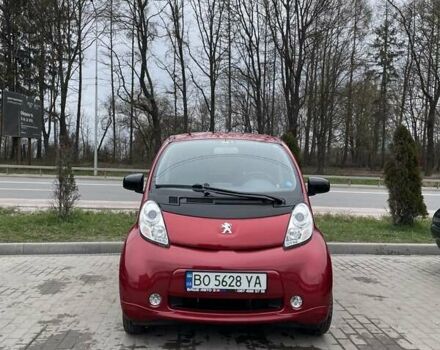 Червоний Пежо iOн, об'ємом двигуна 0 л та пробігом 35 тис. км за 8000 $, фото 1 на Automoto.ua