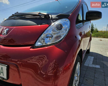 Красный Пежо иOн, объемом двигателя 0 л и пробегом 43 тыс. км за 7200 $, фото 15 на Automoto.ua