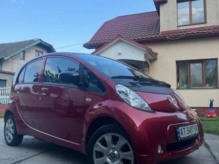 Червоний Пежо iOн, об'ємом двигуна 0 л та пробігом 130 тис. км за 4600 $, фото 1 на Automoto.ua