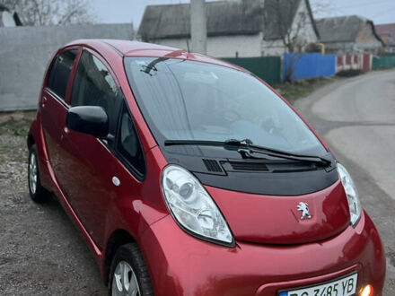 Червоний Пежо iOн, об'ємом двигуна 0 л та пробігом 43 тис. км за 4950 $, фото 1 на Automoto.ua
