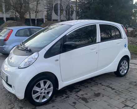 Пежо иOн, объемом двигателя 0 л и пробегом 67 тыс. км за 4300 $, фото 2 на Automoto.ua