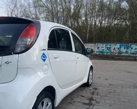 Пежо иOн, объемом двигателя 0 л и пробегом 67 тыс. км за 4300 $, фото 13 на Automoto.ua