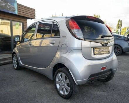 Пежо иOн, объемом двигателя 0 л и пробегом 29 тыс. км за 5600 $, фото 9 на Automoto.ua