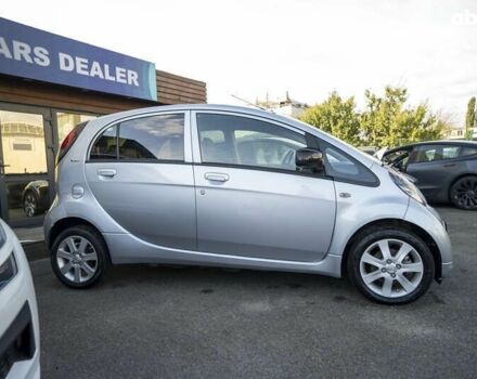 Пежо иOн, объемом двигателя 0 л и пробегом 29 тыс. км за 5600 $, фото 4 на Automoto.ua