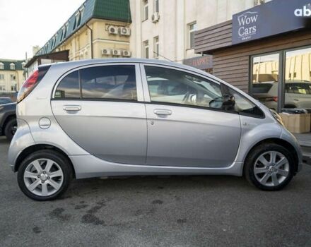 Пежо иOн, объемом двигателя 0 л и пробегом 29 тыс. км за 5600 $, фото 11 на Automoto.ua