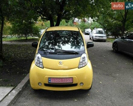 Желтый Пежо иOн, объемом двигателя 0 л и пробегом 78 тыс. км за 4300 $, фото 3 на Automoto.ua