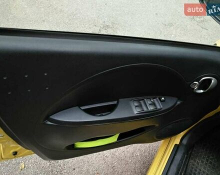 Желтый Пежо иOн, объемом двигателя 0 л и пробегом 78 тыс. км за 4300 $, фото 4 на Automoto.ua