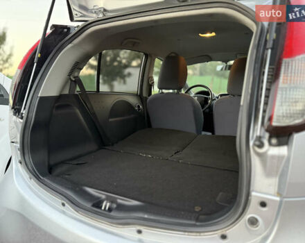 Серый Пежо иOн, объемом двигателя 0 л и пробегом 64 тыс. км за 4600 $, фото 6 на Automoto.ua